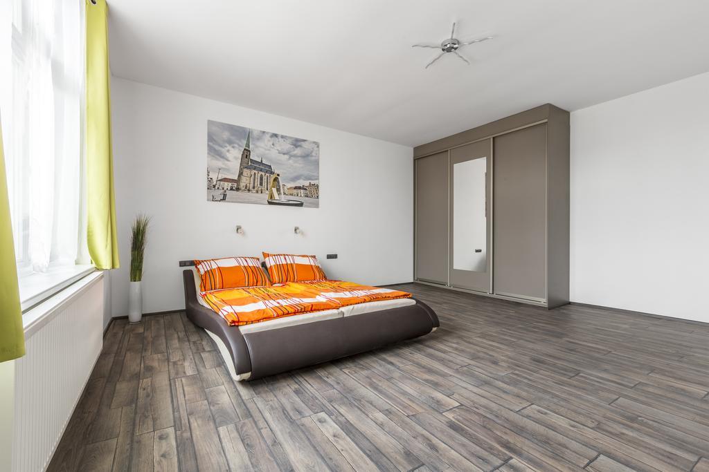 Apartsee Hálkova Plzeň Exterior foto