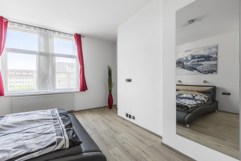 Apartsee Hálkova Plzeň Exterior foto